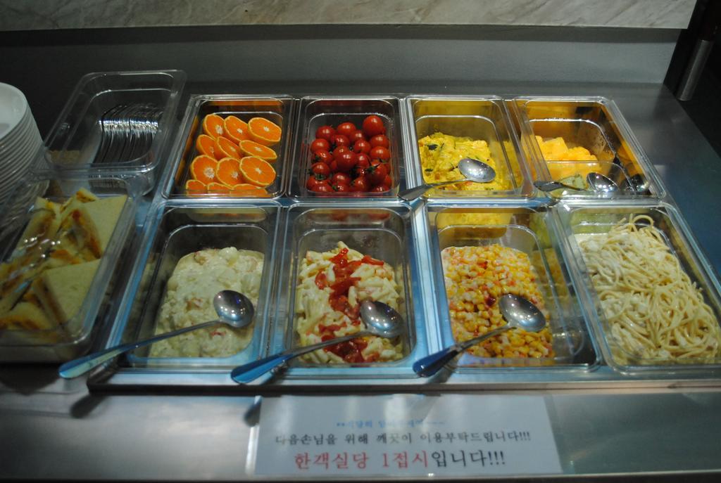 Pohang Wow Motel Екстериор снимка