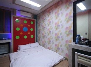 Pohang Wow Motel Екстериор снимка